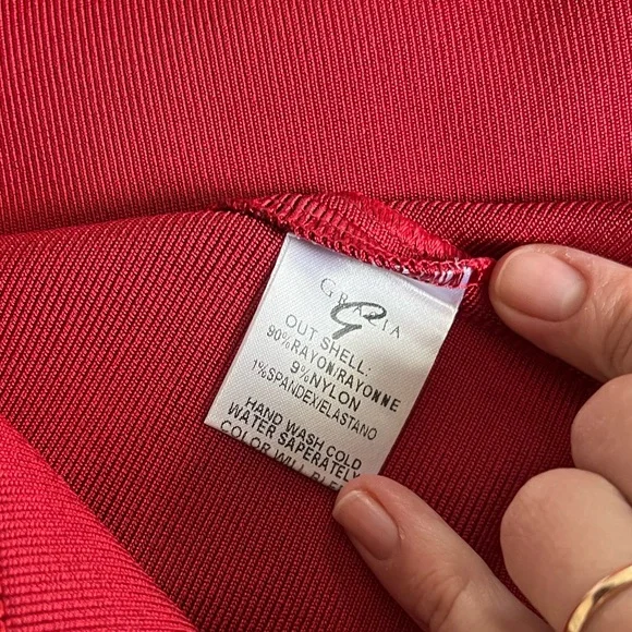 Gracia scuba midi skirt in red - Picture 5 of 6